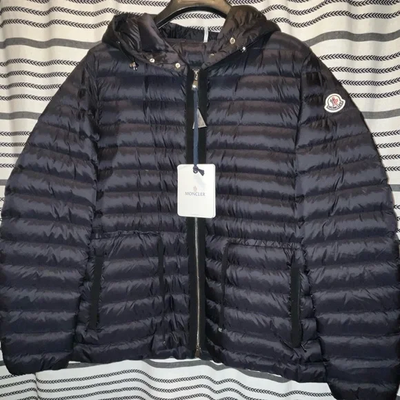 **NWT** Moncler's Raie Short Down Parka Jacket Black XL (size 5) - Picture 10 of 12